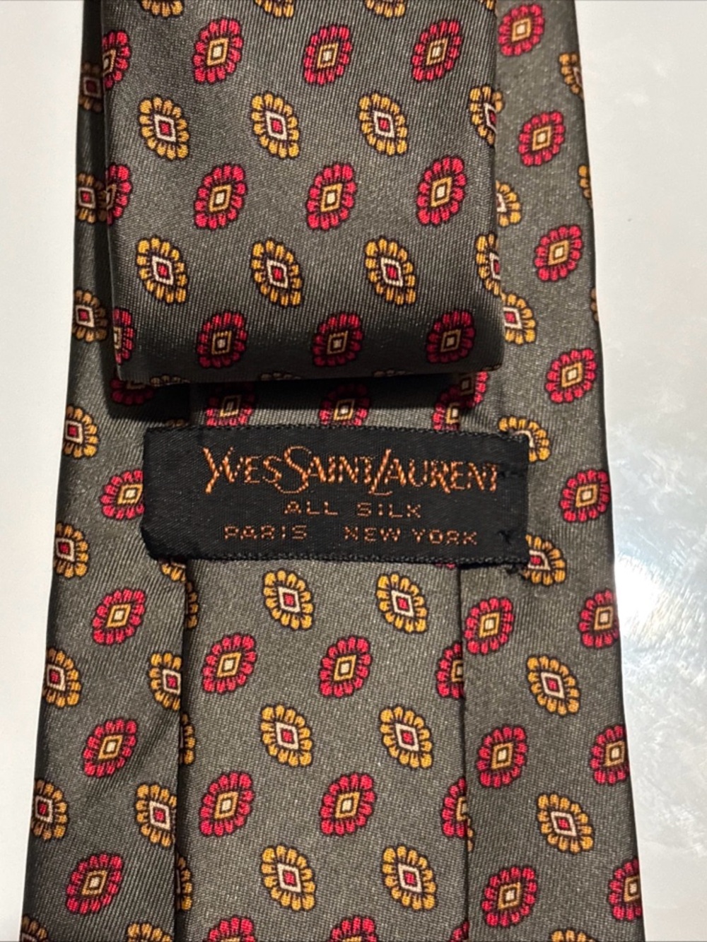 Vintage Yves Saint Laurent Gray Silk Tie with Pink and Gold Medallion Motif